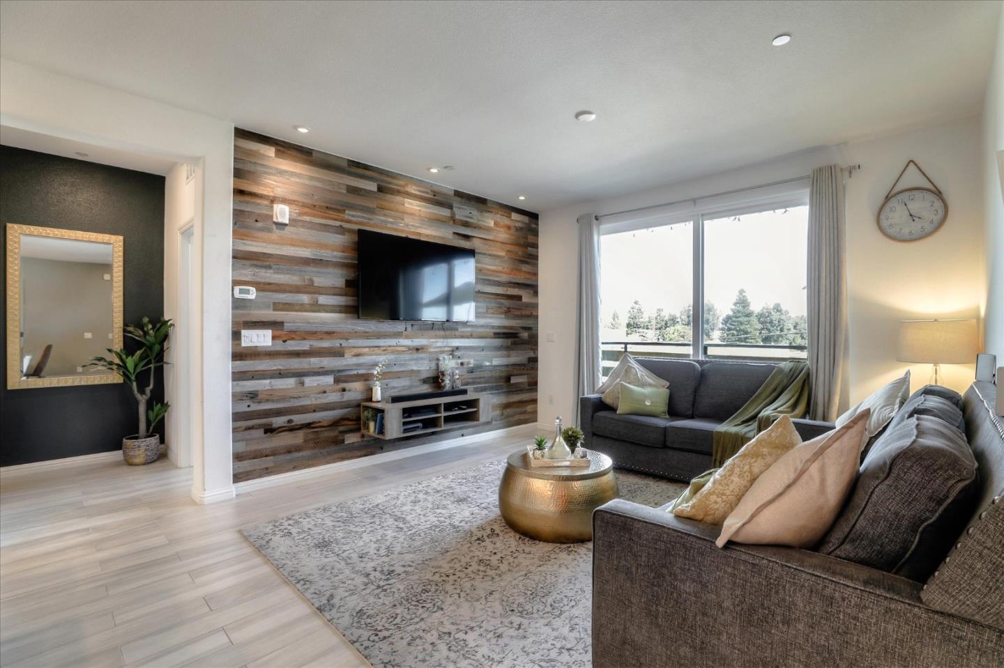 1915 Dobbin Dr, San Jose, CA 95133